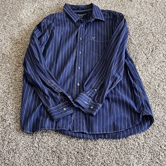 American Eagle Long Sleeve Button Down - Picture 2 of 4